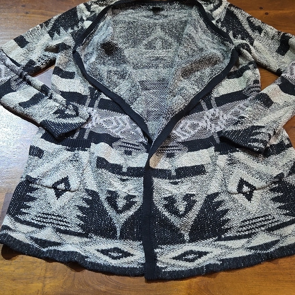 Lucky Brand Black & Cream Southwestern Open Cardigan Sweater Size Large - Picture 2 of 9